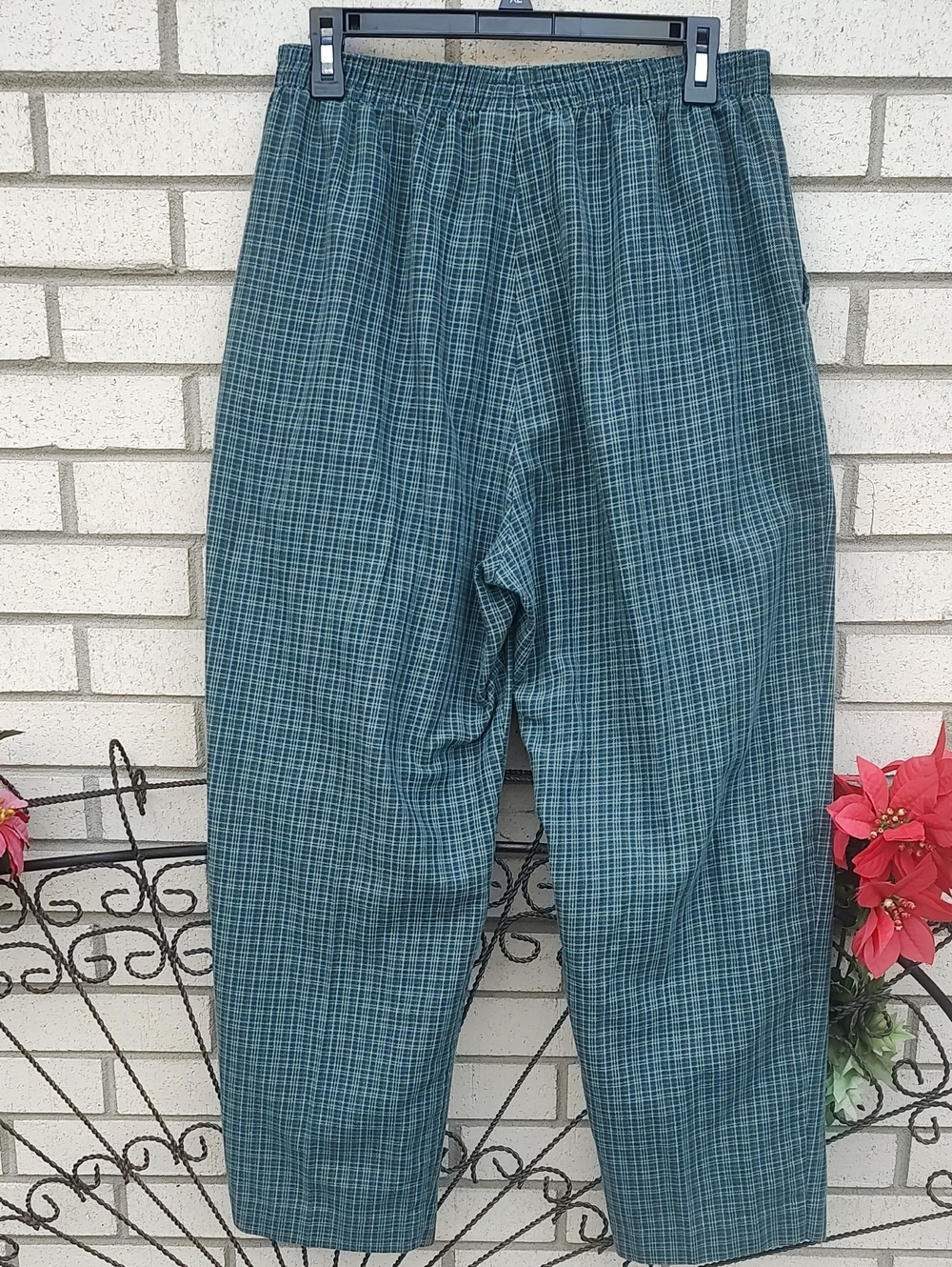 Jantzen/Pants - Picture 6 of 9